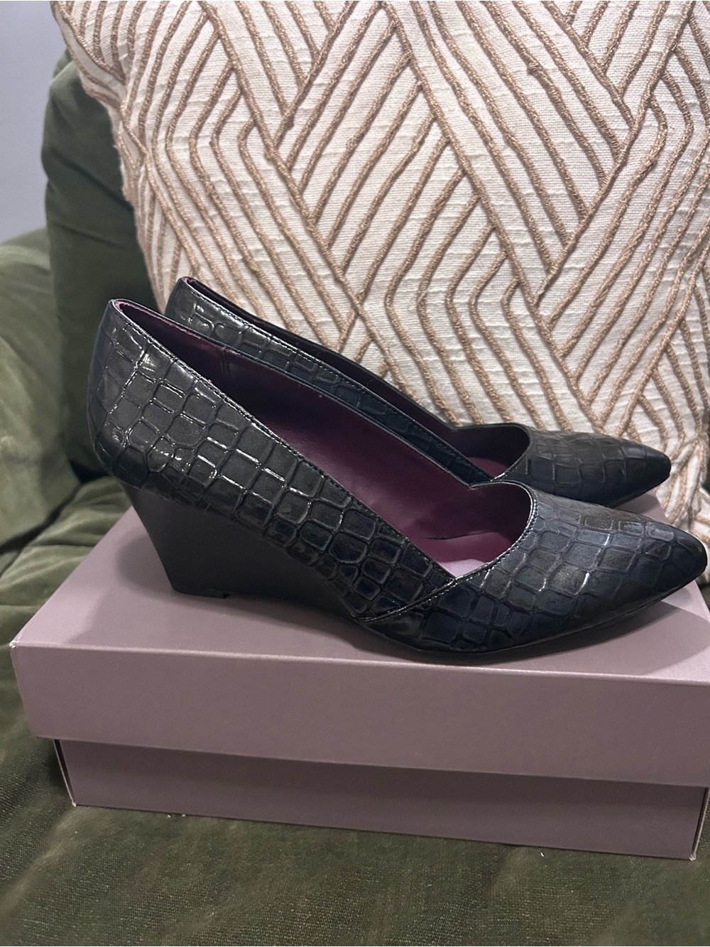Franco Sarto Frankie Wedge Pumps – Trendy Croc Black – Size 7.5.New, Never Worn